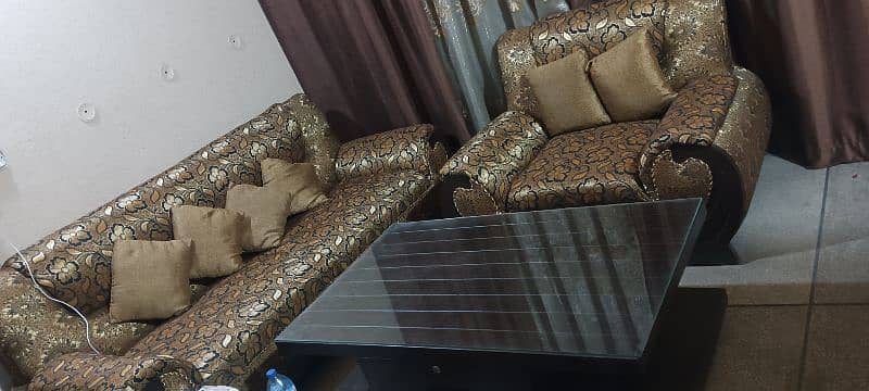 5 seater sofa set with dewan and central table 1