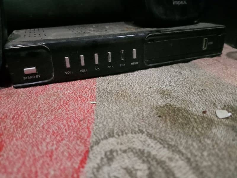 TV  24 inch Dish recver Sath Hai Condition 10by9 03303789903 1