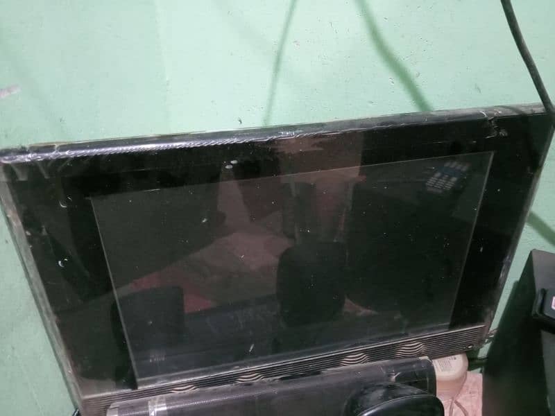 TV  24 inch Dish recver Sath Hai Condition 10by9 03303789903 2