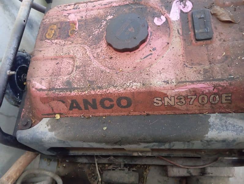 generator URGENT SALE : 1200W 3700W 1