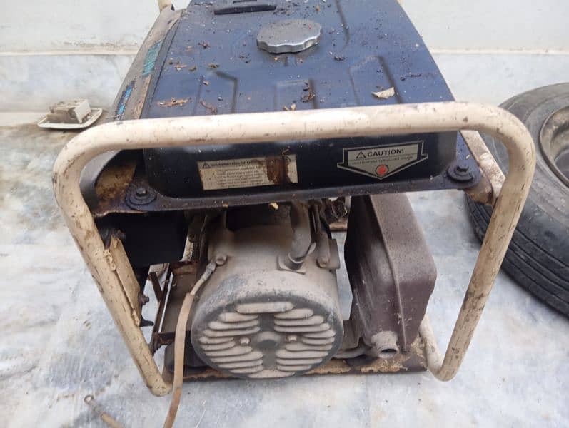 generator URGENT SALE : 1200W 3700W 6