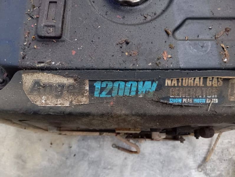 generator URGENT SALE : 1200W 3700W 8