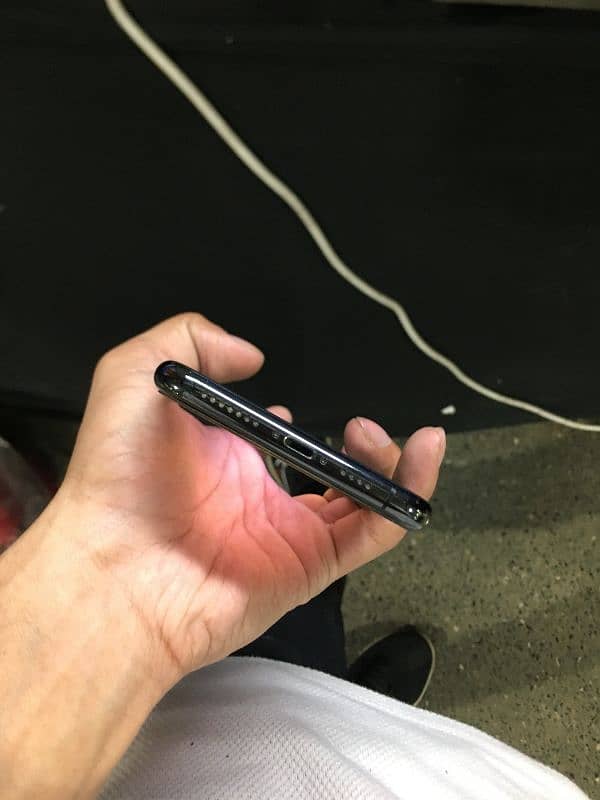 Iphone 11 pro max 2