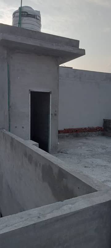 8 Marla Grey Structure House Solid Construction For Sale in Phase 1 B Block  Dream Gardens  Lahore 4