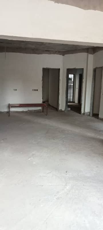 8 Marla Grey Structure House Solid Construction For Sale in Phase 1 B Block  Dream Gardens  Lahore 5