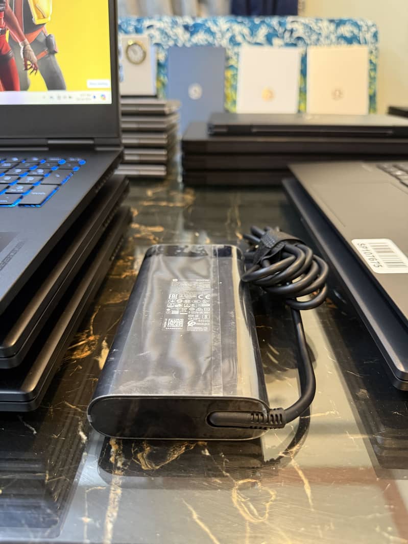 HP Omen 16 Core i7 13700HX 13th Gen 24CPUs RTX 4070 8GB 2K 240Hz 6