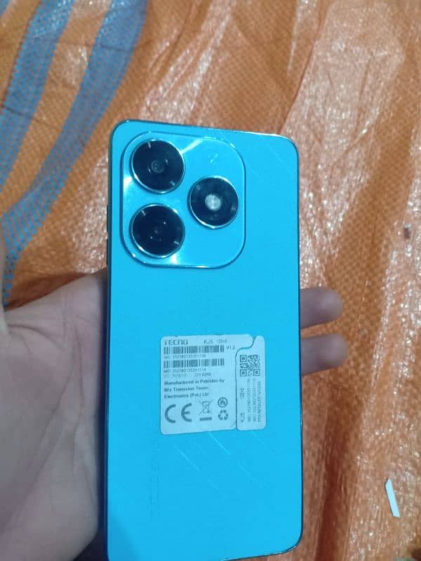 Tecno spark 20 16/128 4