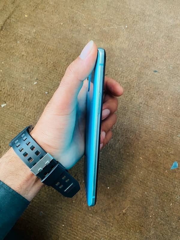 One Plus 8T 5G pta approve 12+256 GB all ok no dot no  shad 5