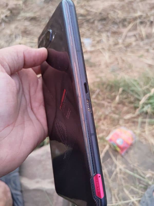 10/10 Condition 4 month Use only non Pta 03440847277 WhatsApp Numb 3