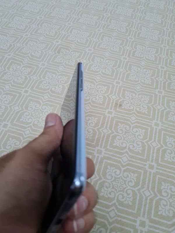 Samsung Galaxy S20 plus pta approved 5