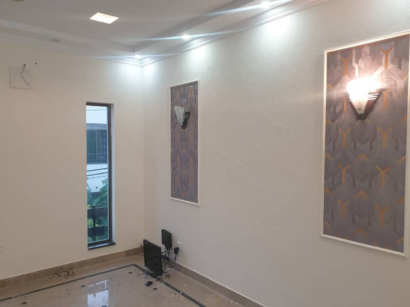 Near Package Mall 5 Marla Beautiful House Available For Rent In XX Block DHA Phase 3 Lahore 12