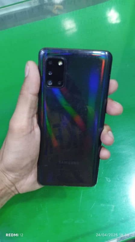 Samsung A31 available 4/128 2
