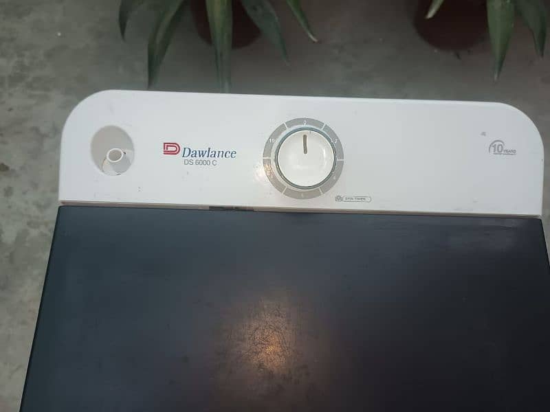 DS 6000 C spinner washing machine used 0