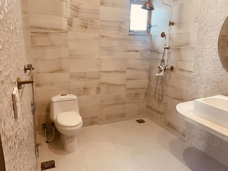 Ideal Family Living! 10 Marla Full House for Rent in DHA Phase 4 6