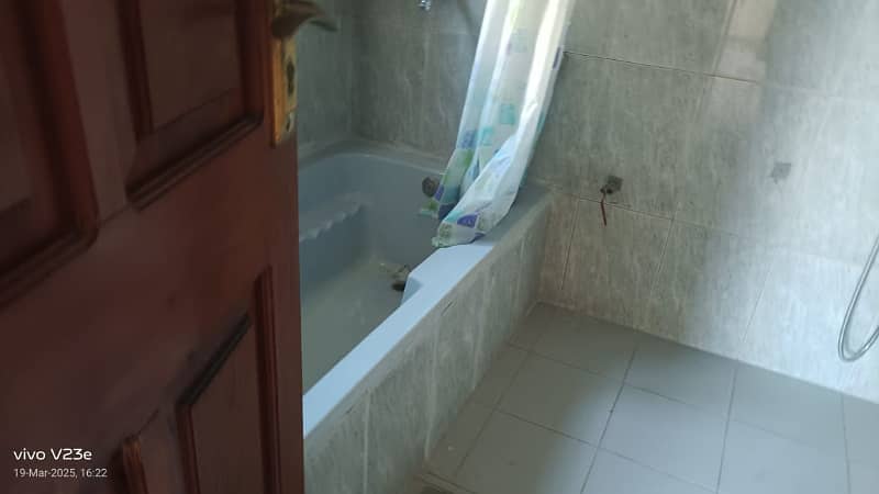 1 Kanal Upper Portion Is Available For Rent In Dha Phase 4 Near Gold Crest Mall 1