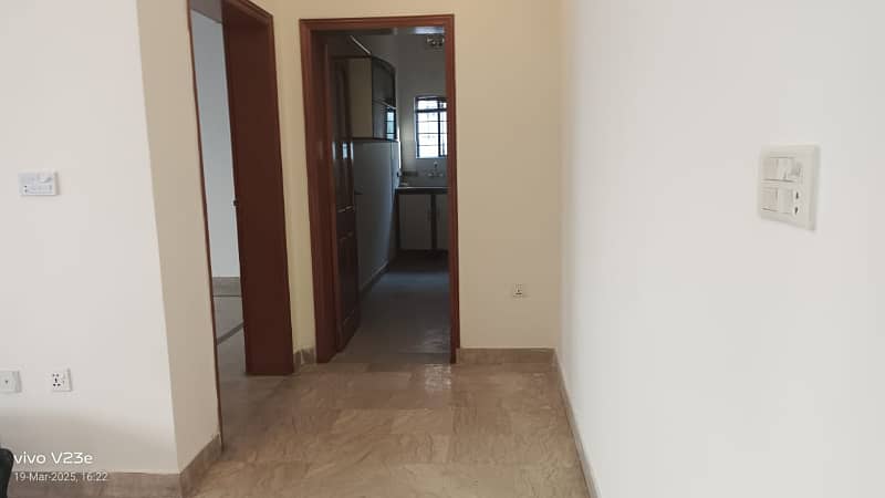 1 Kanal Upper Portion Is Available For Rent In Dha Phase 4 Near Gold Crest Mall 4