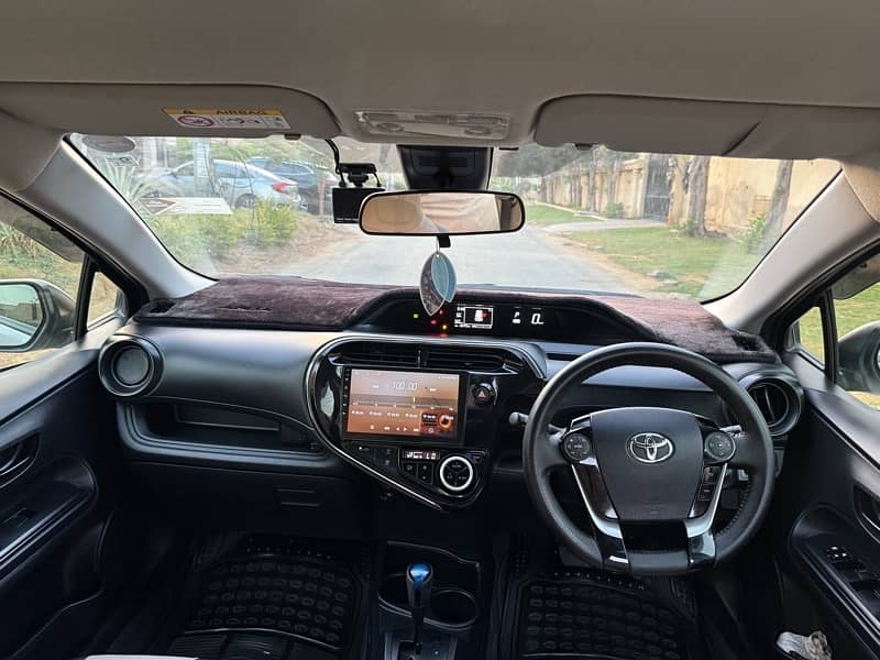 Toyota Aqua 2020 8