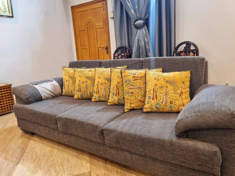 6 seater sofa set & centre table wooden for sale v comfortable 1