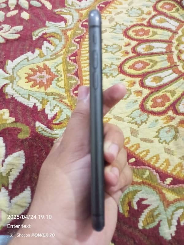 iPhone 11 jv 64GB in used 1