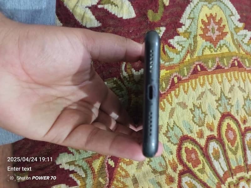 iPhone 11 jv 64GB in used 5