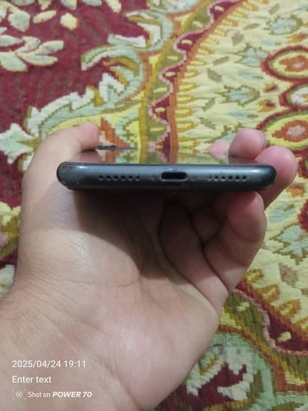 iPhone 11 jv 64GB in used 6
