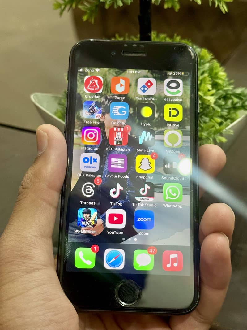 Urgent sale  , iPhone 7 5