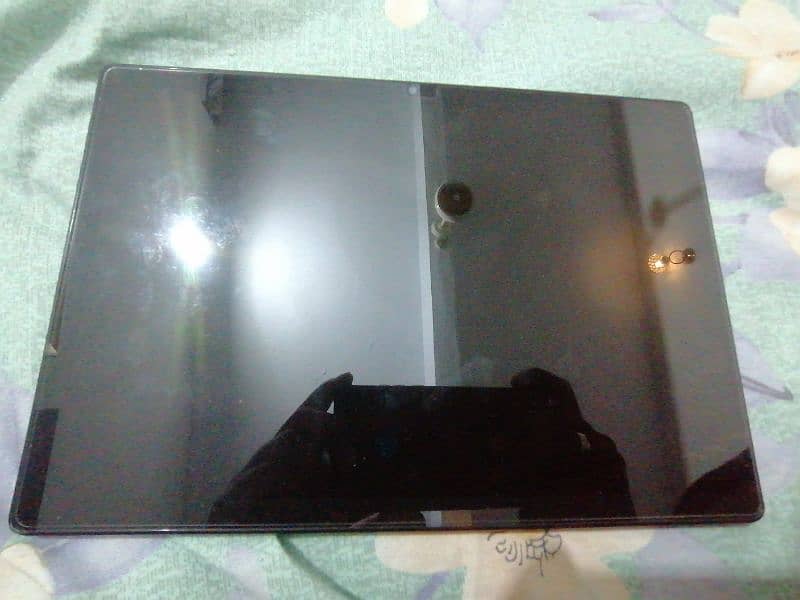 Samsung Galaxy A8 tablet 1