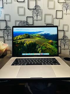 MacBook Pro 2019 | Core i9 | 16GB RAM | 512GB SSD | 4GB Graphics | 15”
