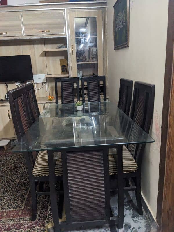 Dining table with 6 chairs 2