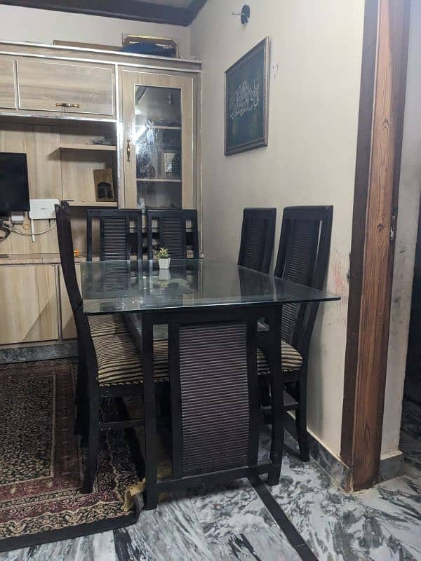 Dining table with 6 chairs 3