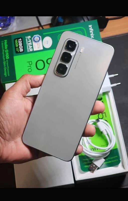 infinix hot 50 pro 8 months warranty 10/10 5