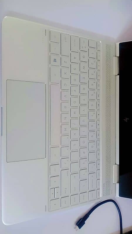 HP Spectre Laptop to Sell 10/10 condition 3