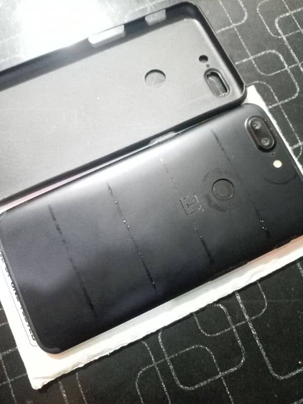 One Plus 5T 2