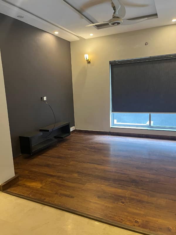 5 Marla Slightly Used House For Sale 0