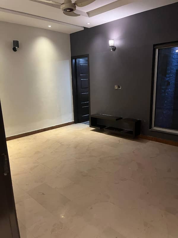 5 Marla Slightly Used House For Sale 5