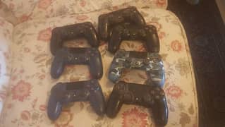 (7) PS4 Controllers