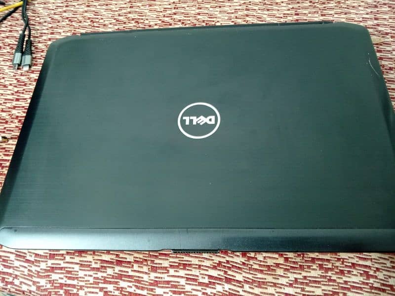 One Week Used Dell i7 LapTop With Charger. 0