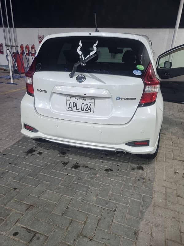 Nissan Note E Power 2017 / 23 3