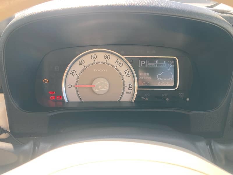 Daihatsu Mira TOCOT 10