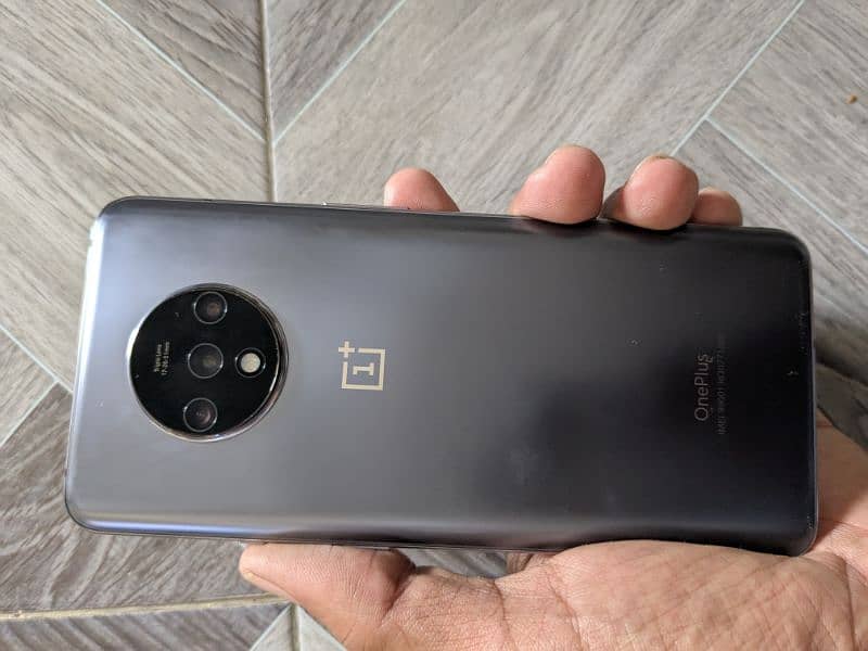 One plus 7T Non-PTA, Excellent condition. 1