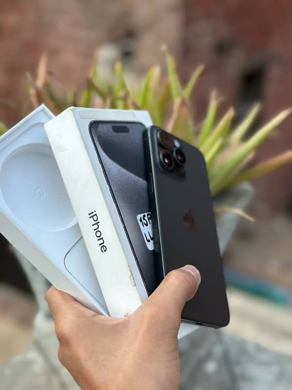 iphone 15 Pro Max ( 256 ) With Box jV 03269969969 Whstp And LocaL 3