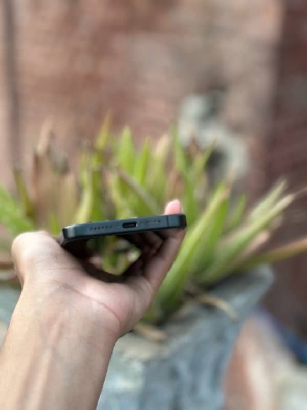 iphone 15 Pro Max ( 256 ) With Box jV 03269969969 Whstp And LocaL 7