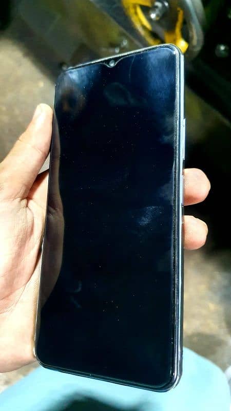 vivo y33s 6