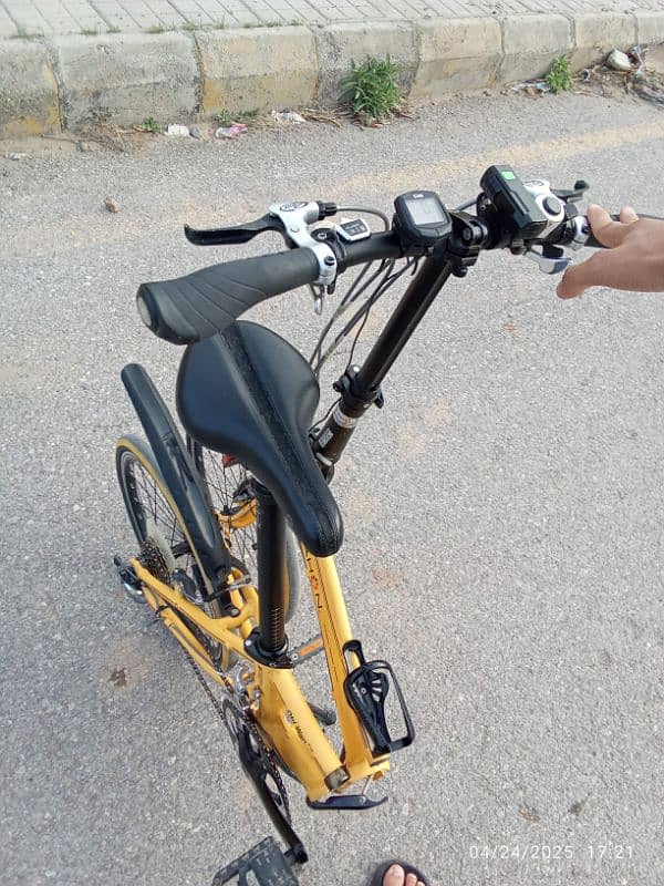 folding bicycle (DAHON) obi wan p12 6