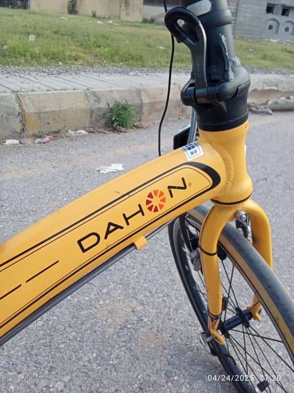 folding bicycle (DAHON) obi wan p12 12