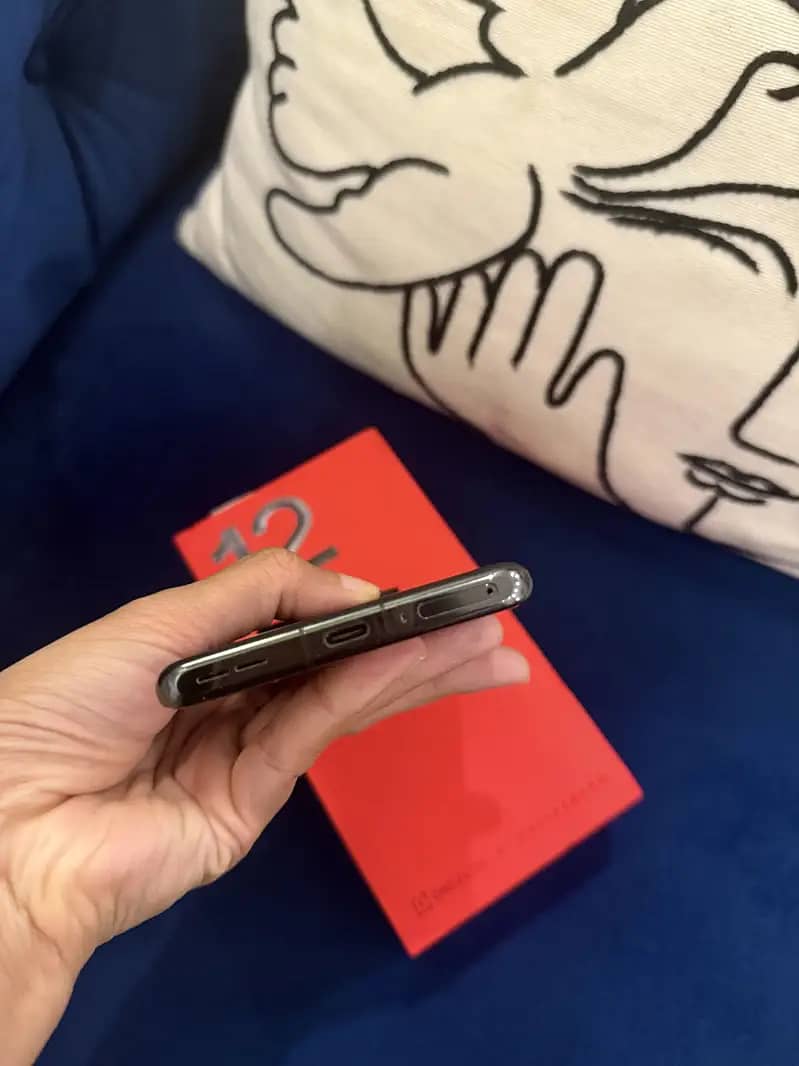 one plus 12 / 512 gb / pta approved 5