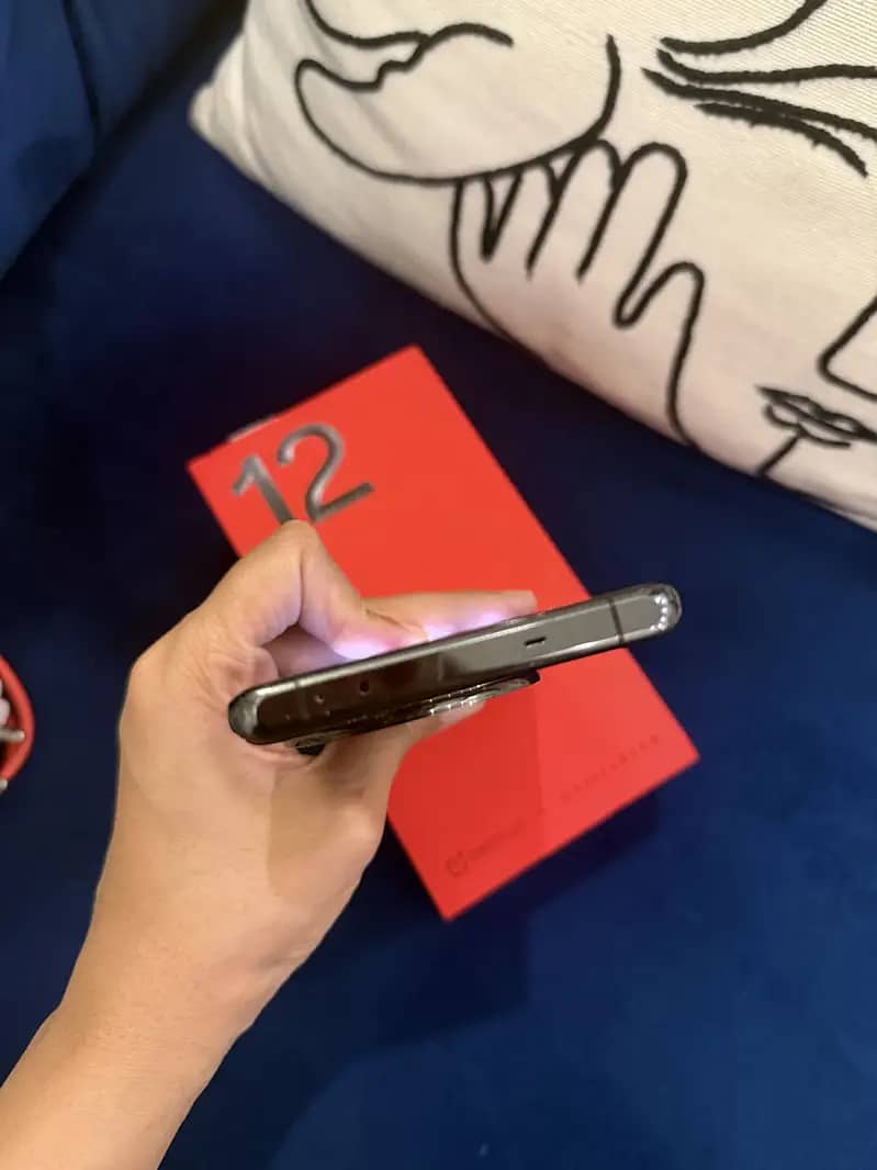 one plus 12 / 512 gb / pta approved 6