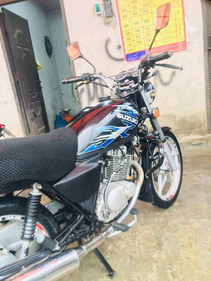 Suzuki 150 se 1