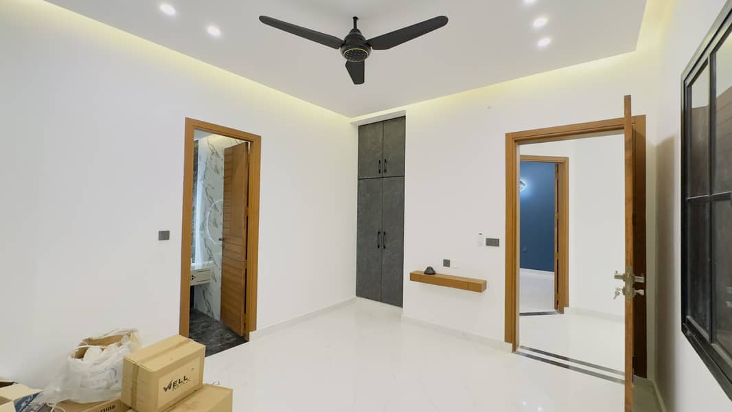 Ultra Modern 10 Marla House For Sale In Kent Housing A Block sialkot 43