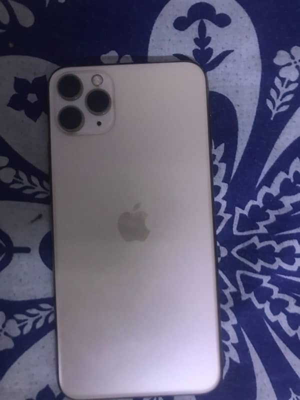 urgent selling my iphone 11 pro max 256gb call this no 92 336 4196736 0